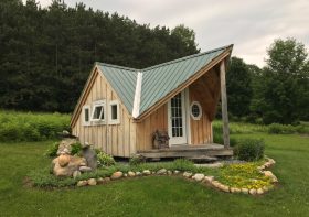 This $12,000 Tiny Home is the Perfect Backyard Office Building for Work-From-Homers